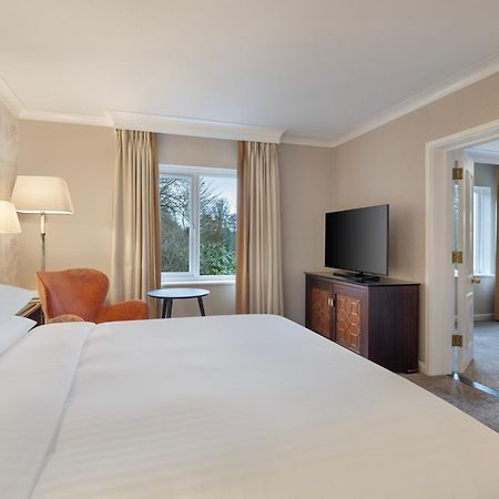 Delta Hotels By Marriott Tudor Park Country Club Мейдстон Экстерьер фото