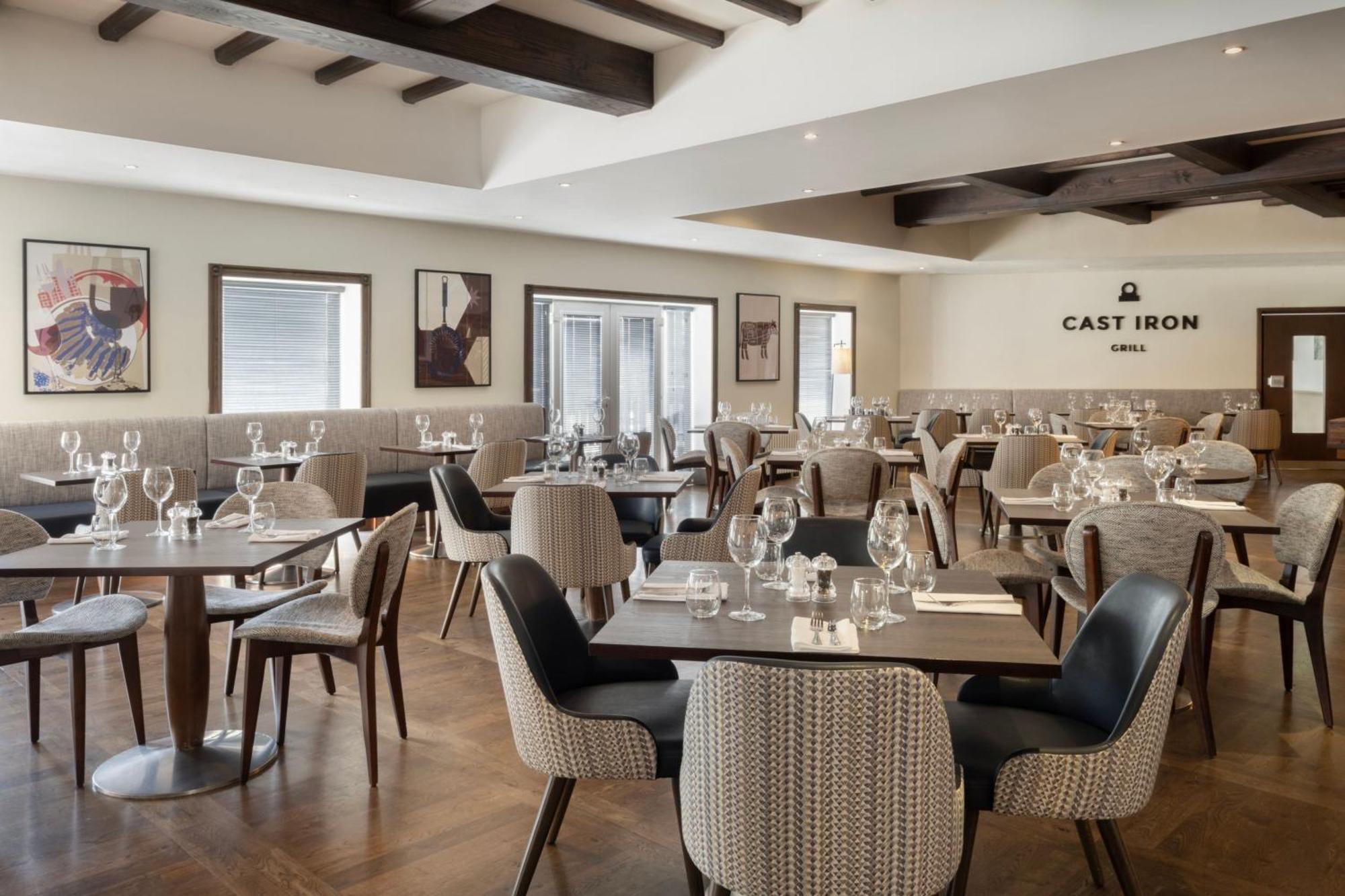 Delta Hotels By Marriott Tudor Park Country Club Мейдстон Экстерьер фото