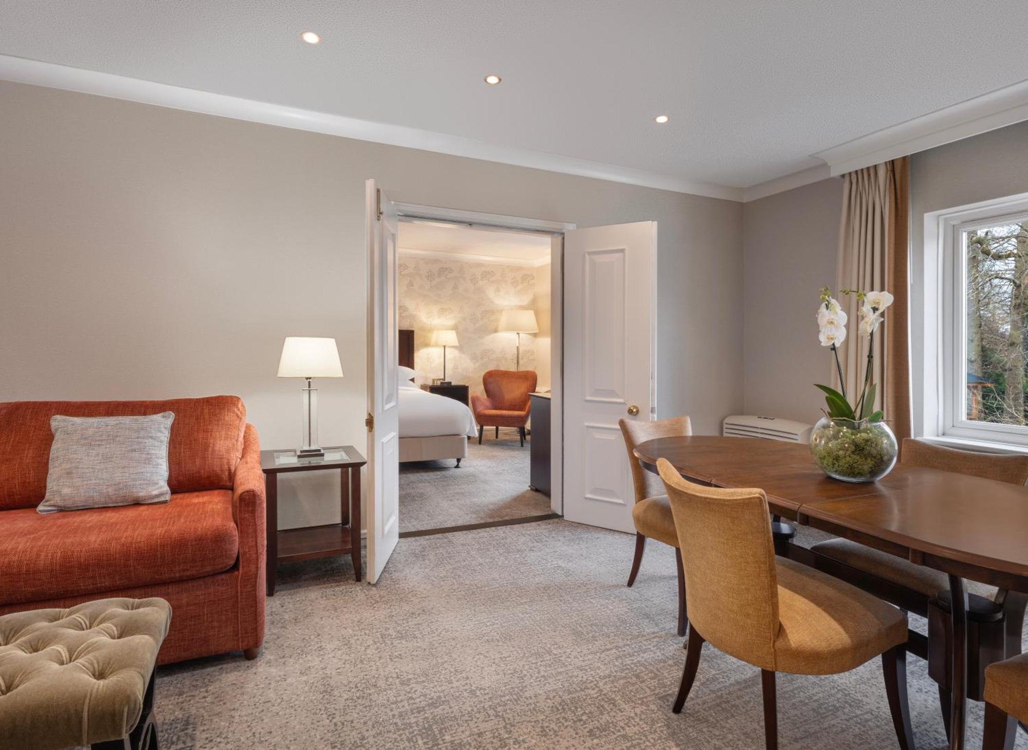 Delta Hotels By Marriott Tudor Park Country Club Мейдстон Экстерьер фото