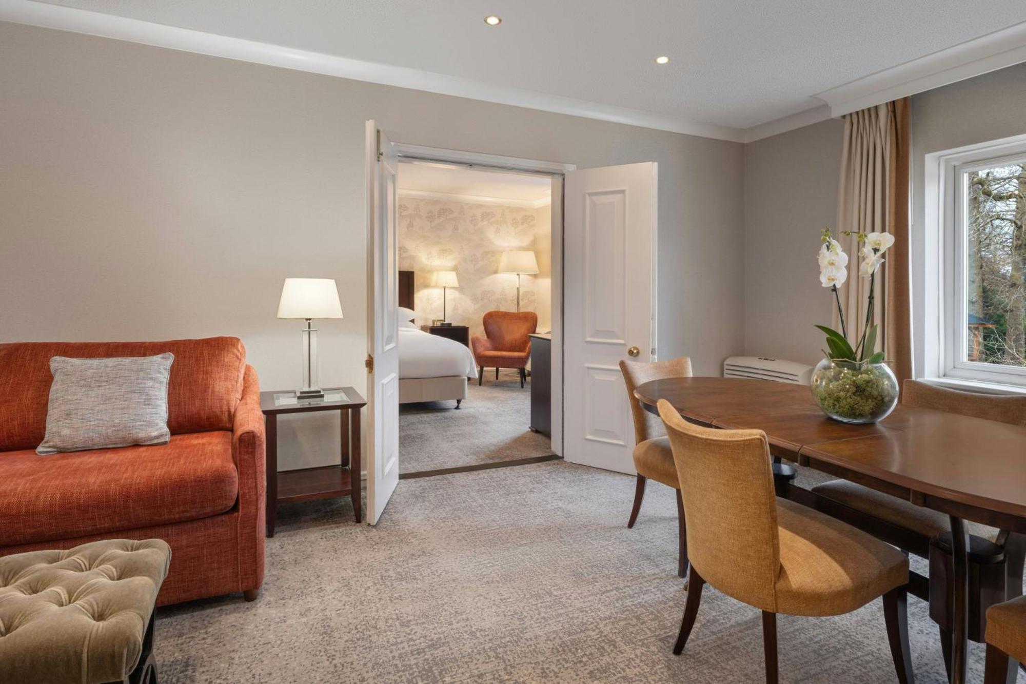 Delta Hotels By Marriott Tudor Park Country Club Мейдстон Экстерьер фото